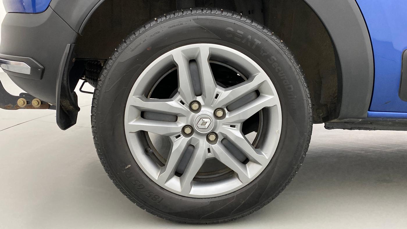 2020 Renault TRIBER RXZ AT, Petrol, Automatic, 21,119 km, Right Rear Wheel