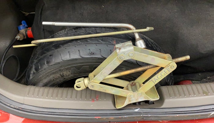 2012 Hyundai i10 MAGNA 1.2, CNG, Manual, 60,850 km, Spare Tyre