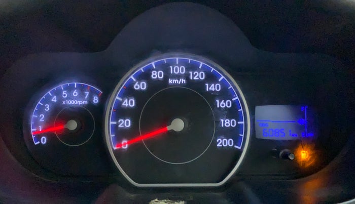 2012 Hyundai i10 MAGNA 1.2, CNG, Manual, 60,850 km, Odometer Image