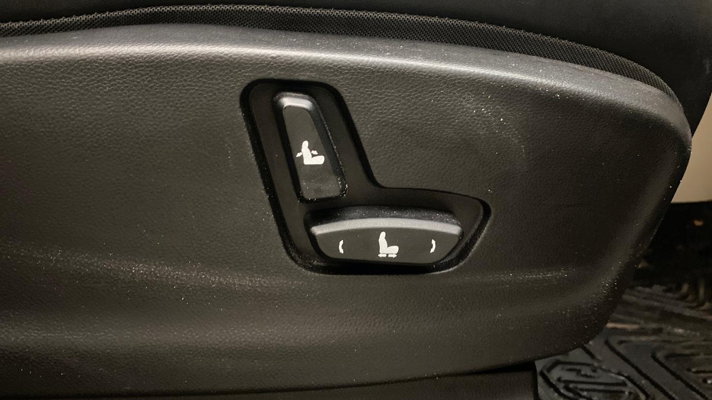2021 MG HECTOR SHARP 1.5 PETROL CVT, Petrol, Automatic, 36,872 km, Driver Side Adjustment Panel