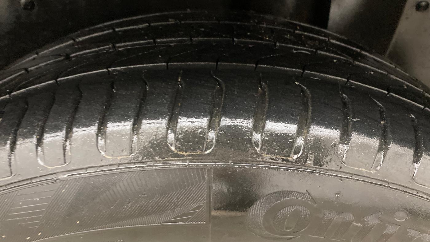 2021 MG HECTOR SHARP 1.5 PETROL CVT, Petrol, Automatic, 36,872 km, Left Rear Tyre Tread