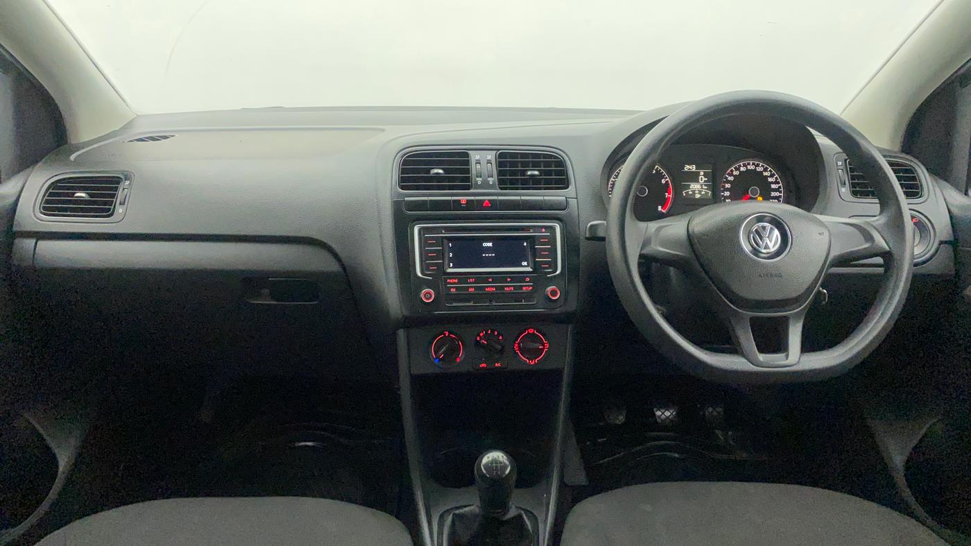 2016 Volkswagen Polo COMFORTLINE 1.2L, Petrol, Manual, 20,861 km, Dashboard