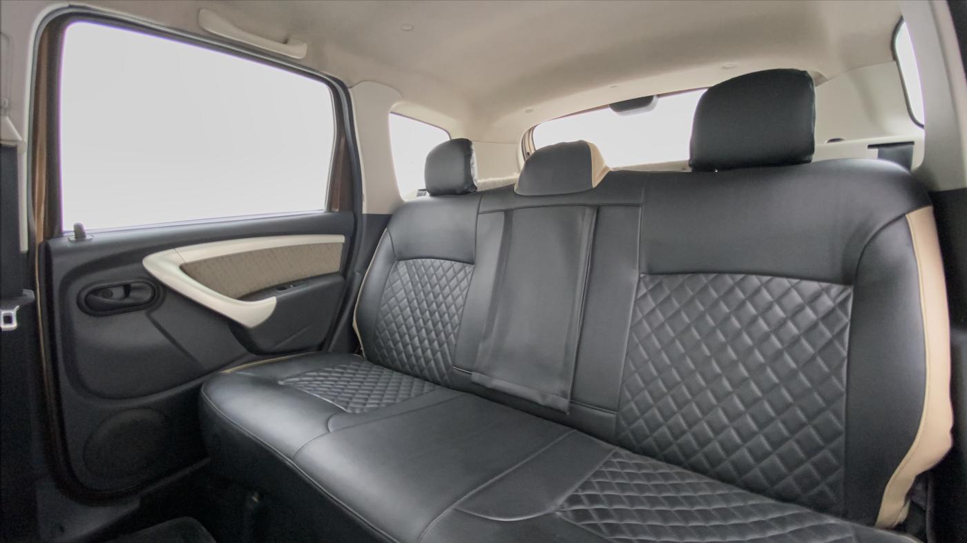 2013 Renault Duster 85 PS RXL OPT, Diesel, Manual, 93,256 km, Right Side Door Cabin View