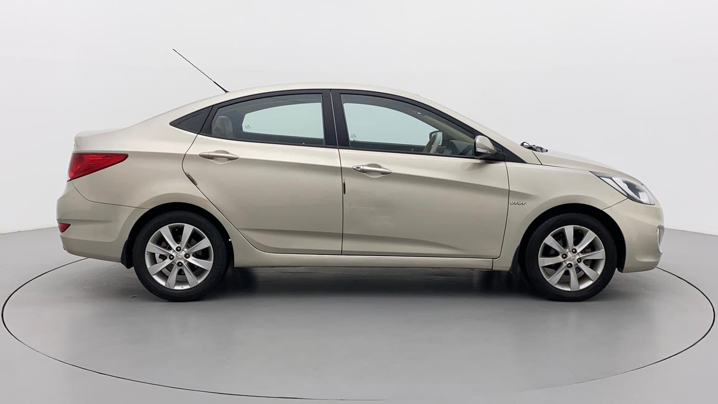 2013 Hyundai Verna FLUIDIC 1.6 VTVT SX, Petrol, Manual, 48,214 km, Right Side View