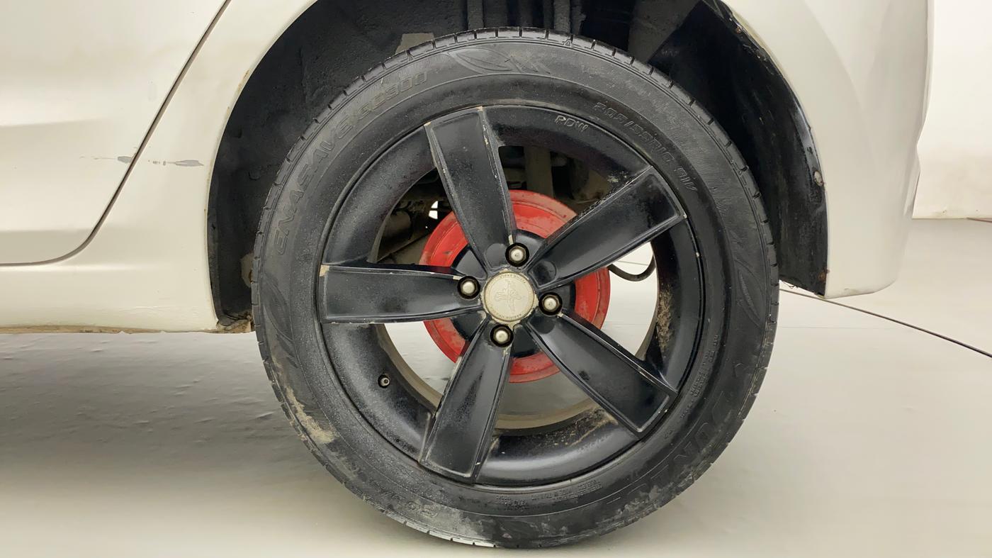 2015 Hyundai Elite i20 MAGNA 1.2, Petrol, Manual, 49,554 km, Left Rear Wheel