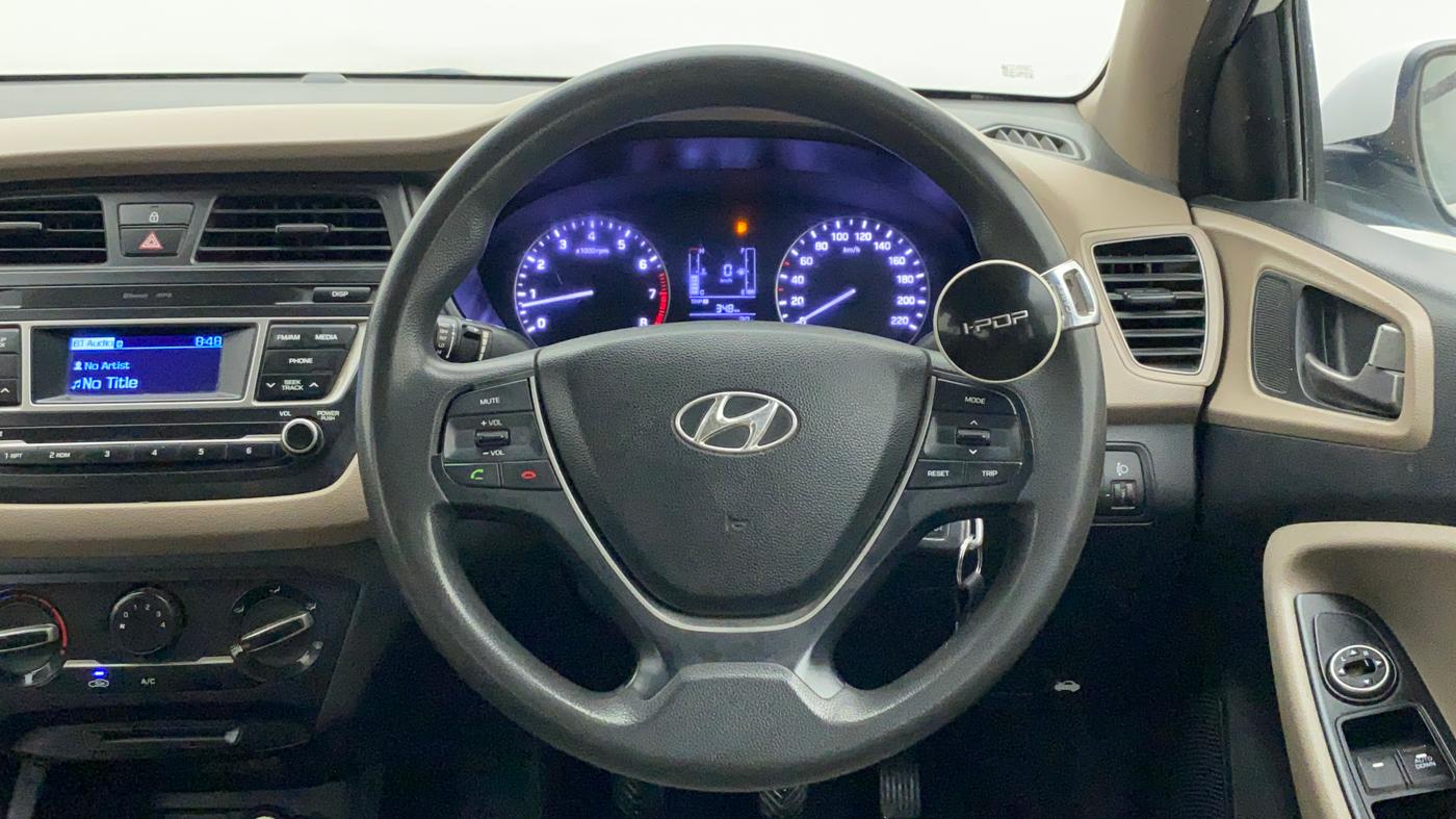 2015 Hyundai Elite i20 MAGNA 1.2, Petrol, Manual, 49,554 km, Steering Wheel Close Up