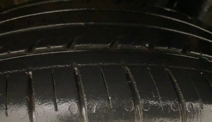 2023 KIA SONET HTE 1.2, Petrol, Manual, 20,690 km, Left Rear Tyre Tread