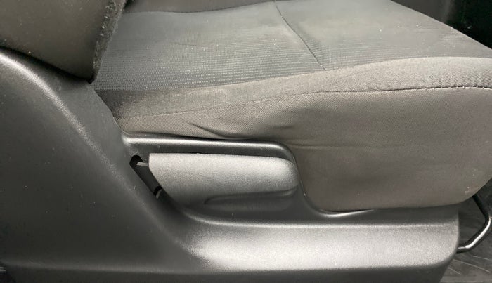 2015 Maruti Swift VXI D, Petrol, Manual, 32,764 km, Driver Side Adjustment Panel