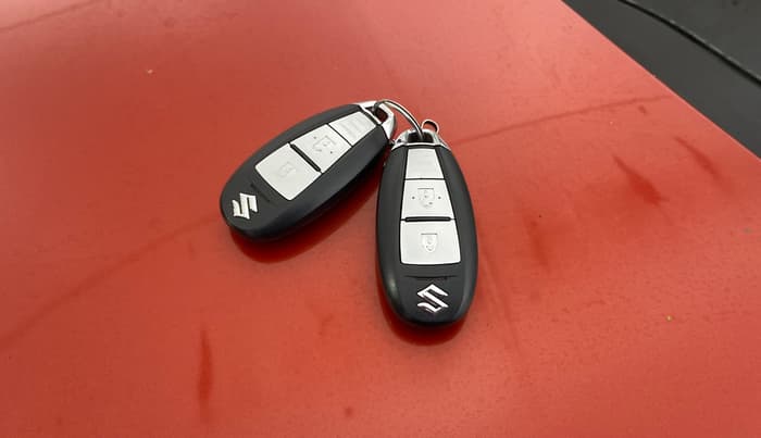 2019 Maruti Vitara Brezza ZDI PLUS AT DUAL TONE, Diesel, Automatic, 67,898 km, Key Close Up