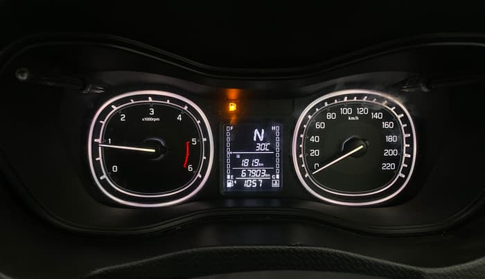 2019 Maruti Vitara Brezza ZDI PLUS AT DUAL TONE, Diesel, Automatic, 67,898 km, Odometer Image