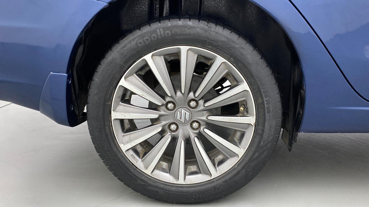 2018 Maruti Ciaz ALPHA 1.5 SHVS PETROL, Petrol, Manual, 57,378 km, Right Rear Wheel