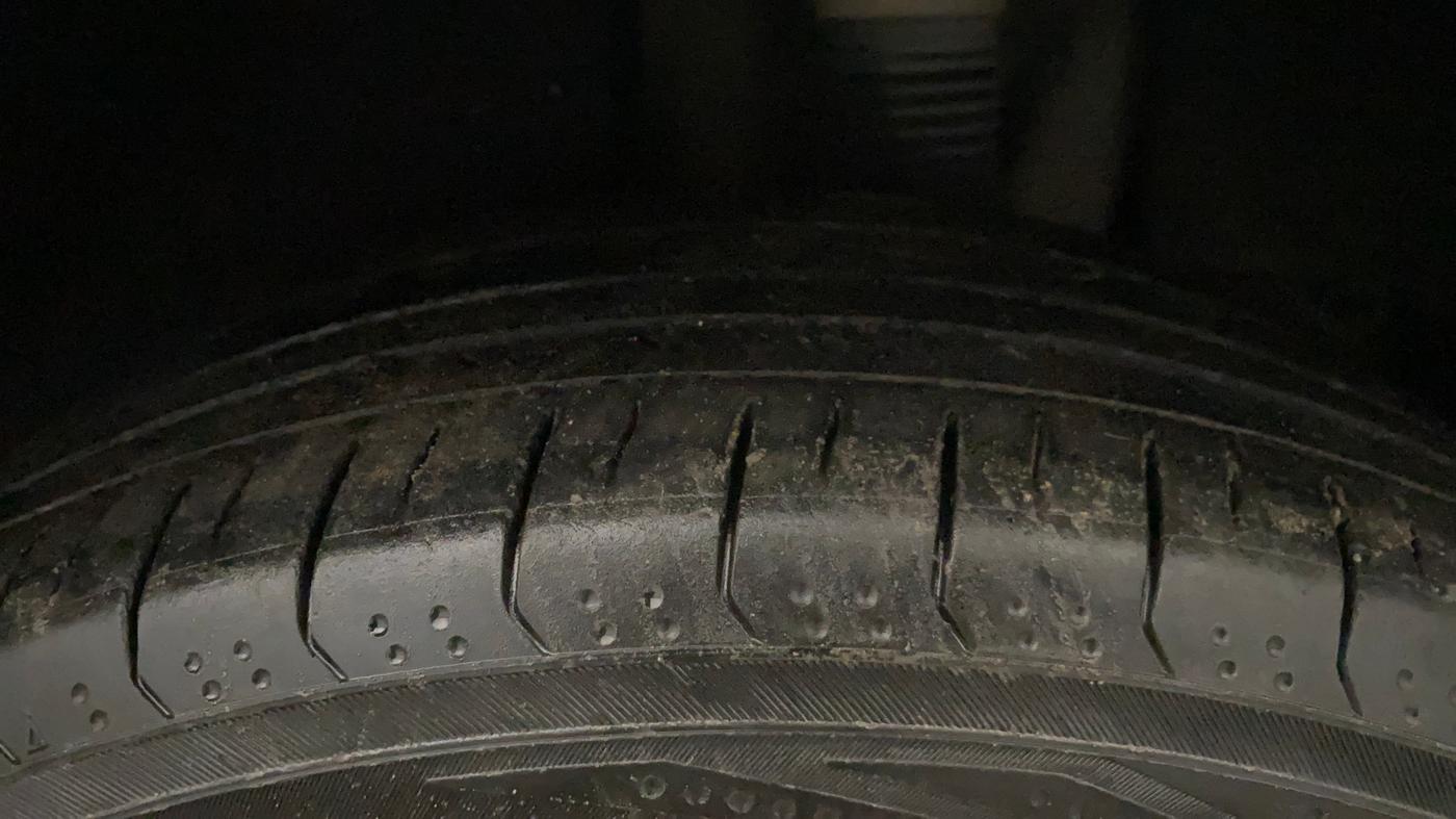 2021 Hyundai Tucson GLS 2WD AT DIESEL, Diesel, Automatic, 89,717 km, Left Rear Tyre Tread