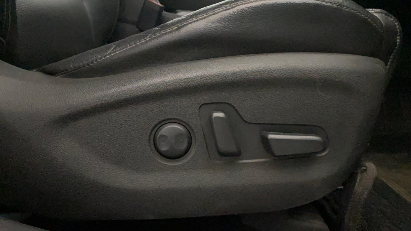 2021 Hyundai Tucson GLS 2WD AT DIESEL, Diesel, Automatic, 89,717 km, Driver Side Adjustment Panel