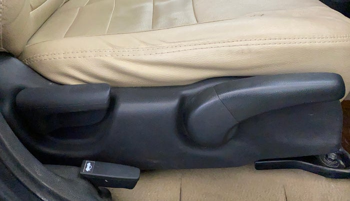 2015 Honda City 1.5L I-VTEC SV CVT, Petrol, Automatic, 93,520 km, Driver Side Adjustment Panel