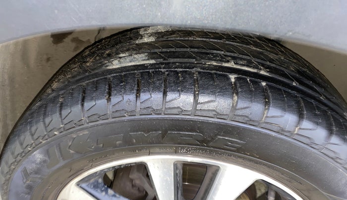 2019 Nissan Kicks XV 1.5, Petrol, Manual, 50,014 km, Left Front Tyre Tread