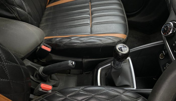 2019 Nissan Kicks XV 1.5, Petrol, Manual, 50,014 km, Gear Lever