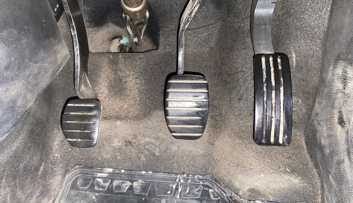 2019 Nissan Kicks XV 1.5, Petrol, Manual, 50,014 km, Pedals