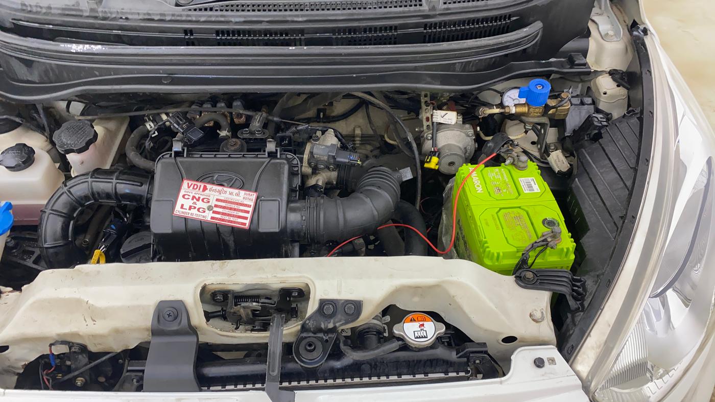 2018 Hyundai Eon MAGNA +, CNG, Manual, 87,974 km, Engine View - Left