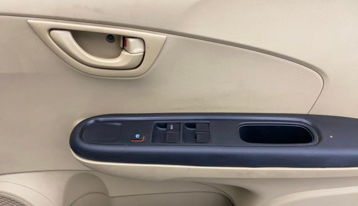 2016 Honda Amaze 1.2L I-VTEC E, Petrol, Manual, 43,492 km, Driver Side Door Panels Control