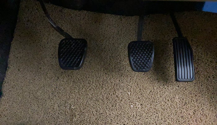 2016 Honda Amaze 1.2L I-VTEC E, Petrol, Manual, 43,492 km, Pedals