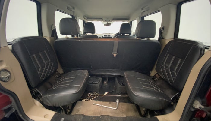 2016 Mahindra TUV300 T8 AMT, Diesel, Automatic, 1,08,057 km, Third Seat Row ( optional )