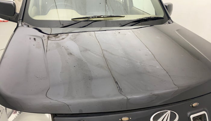 2016 Mahindra TUV300 T8 AMT, Diesel, Automatic, 1,08,057 km, Bonnet (hood) - Minor scratches