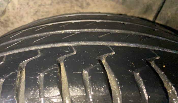 2014 Hyundai i20 SPORTZ 1.2, Petrol, Manual, 57,659 km, Right Rear Tyre Tread