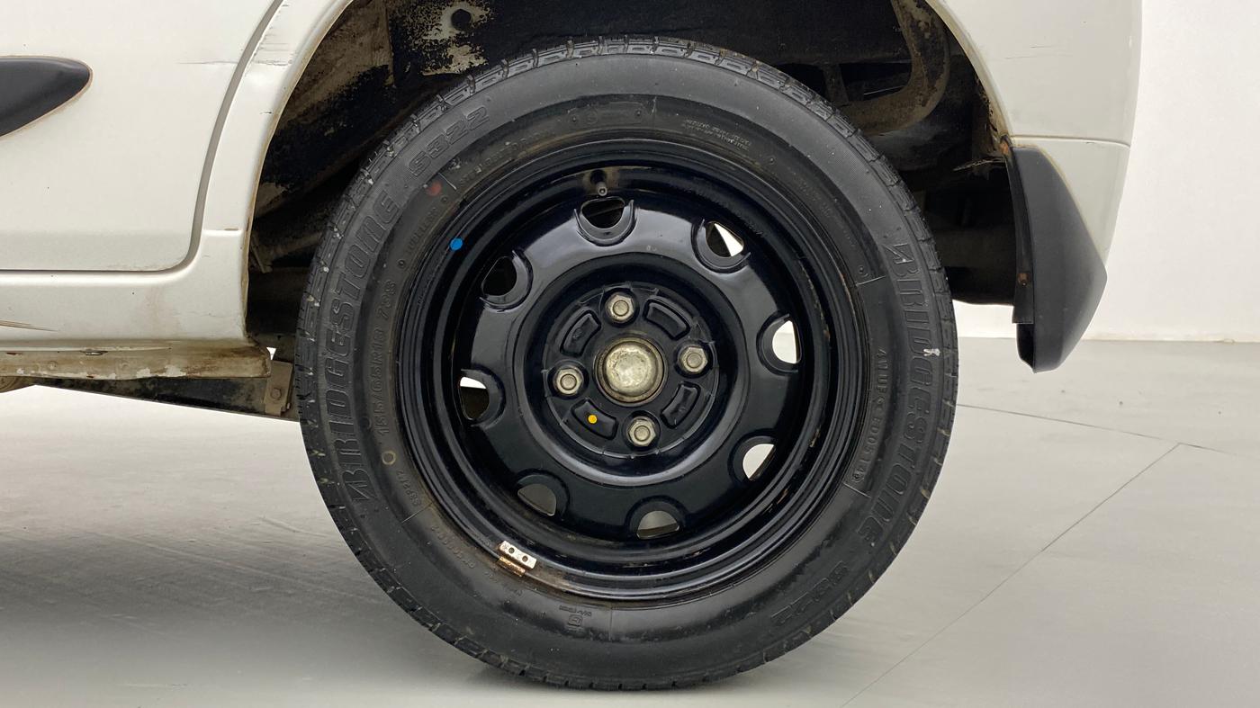 2014 Maruti Alto K10 VXI P, Petrol, Manual, 46,043 km, Left Rear Wheel