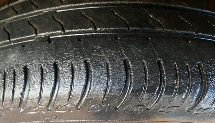 2022 Maruti S PRESSO VXI PLUS AMT, Petrol, Automatic, 19,055 km, Right Front Tyre Tread