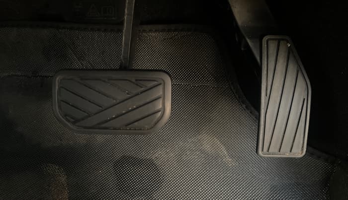 2022 Maruti S PRESSO VXI PLUS AMT, Petrol, Automatic, 19,055 km, Pedals