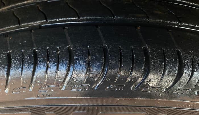 2022 Maruti S PRESSO VXI PLUS AMT, Petrol, Automatic, 19,055 km, Left Front Tyre Tread