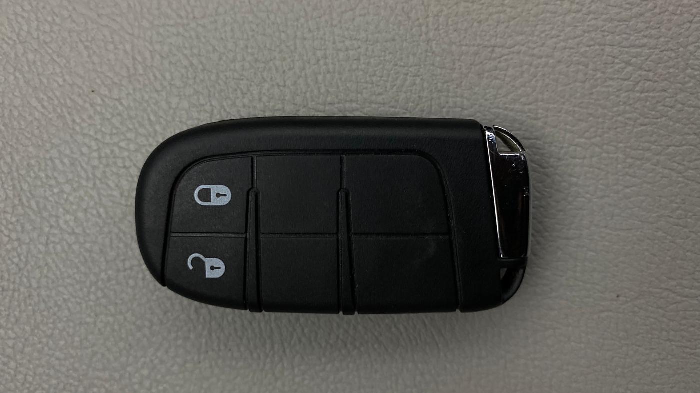 2018 Jeep Compass LIMITED (O) 2.0 DIESEL, Diesel, Manual, 1,22,526 km, Key Close Up