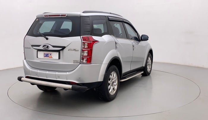 2018 Mahindra XUV500 W10 AT, Diesel, Automatic, 97,053 km, Right Back Diagonal