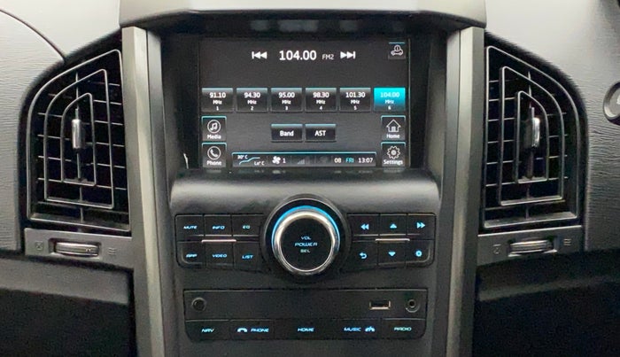 2018 Mahindra XUV500 W10 AT, Diesel, Automatic, 97,053 km, Infotainment System