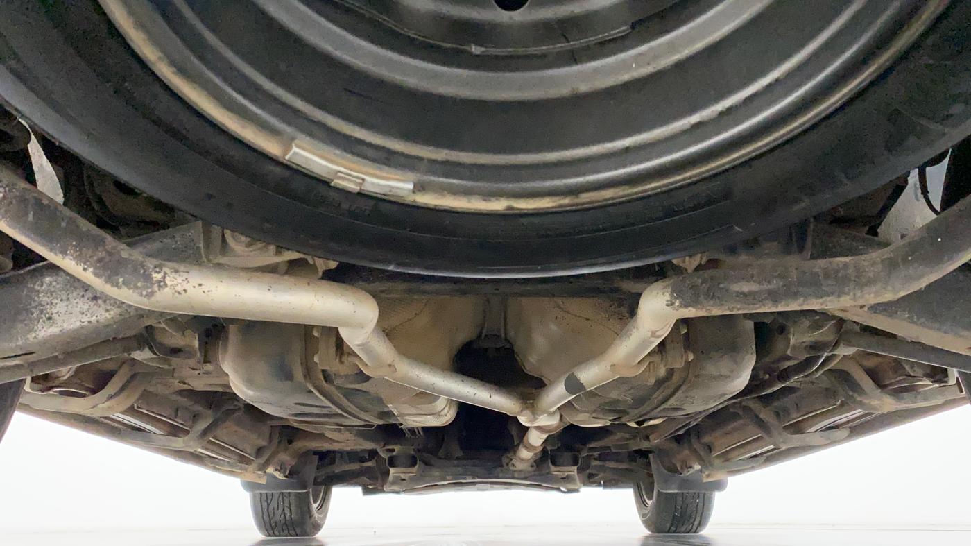 2018 Mahindra XUV500 W10 AT, Diesel, Automatic, 97,053 km, Rear Underbody