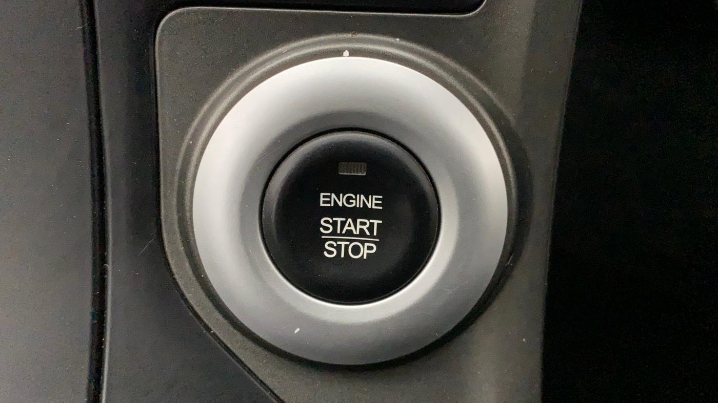 2018 Mahindra XUV500 W10 AT, Diesel, Automatic, 97,053 km, Keyless Start/ Stop Button