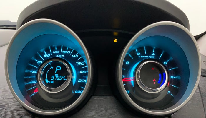 2018 Mahindra XUV500 W10 AT, Diesel, Automatic, 97,053 km, Odometer Image
