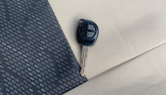 2019 Maruti Ciaz DELTA 1.5 SHVS MT PETROL, Petrol, Manual, 43,265 km, Key Close Up