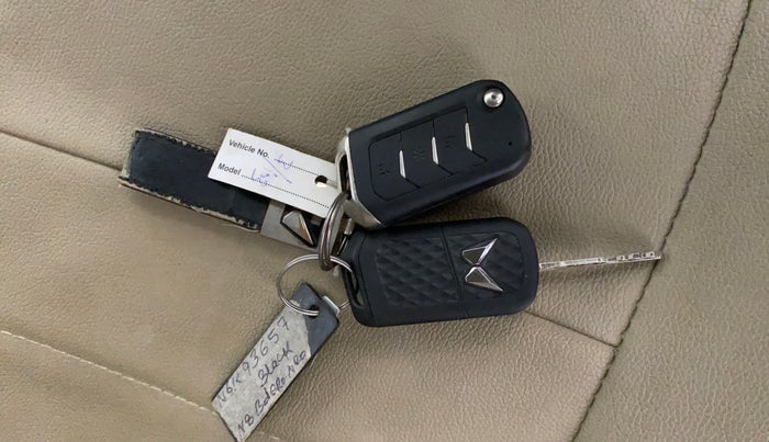 2022 Mahindra BOLERO NEO N 8, Diesel, Manual, 13,391 km, Key Close Up