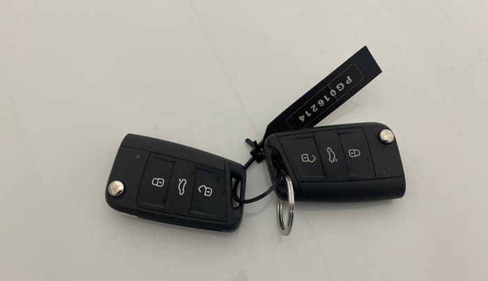 2023 Skoda SLAVIA AMBITION 1.0L TSI MT, Petrol, Manual, 16,301 km, Key Close Up