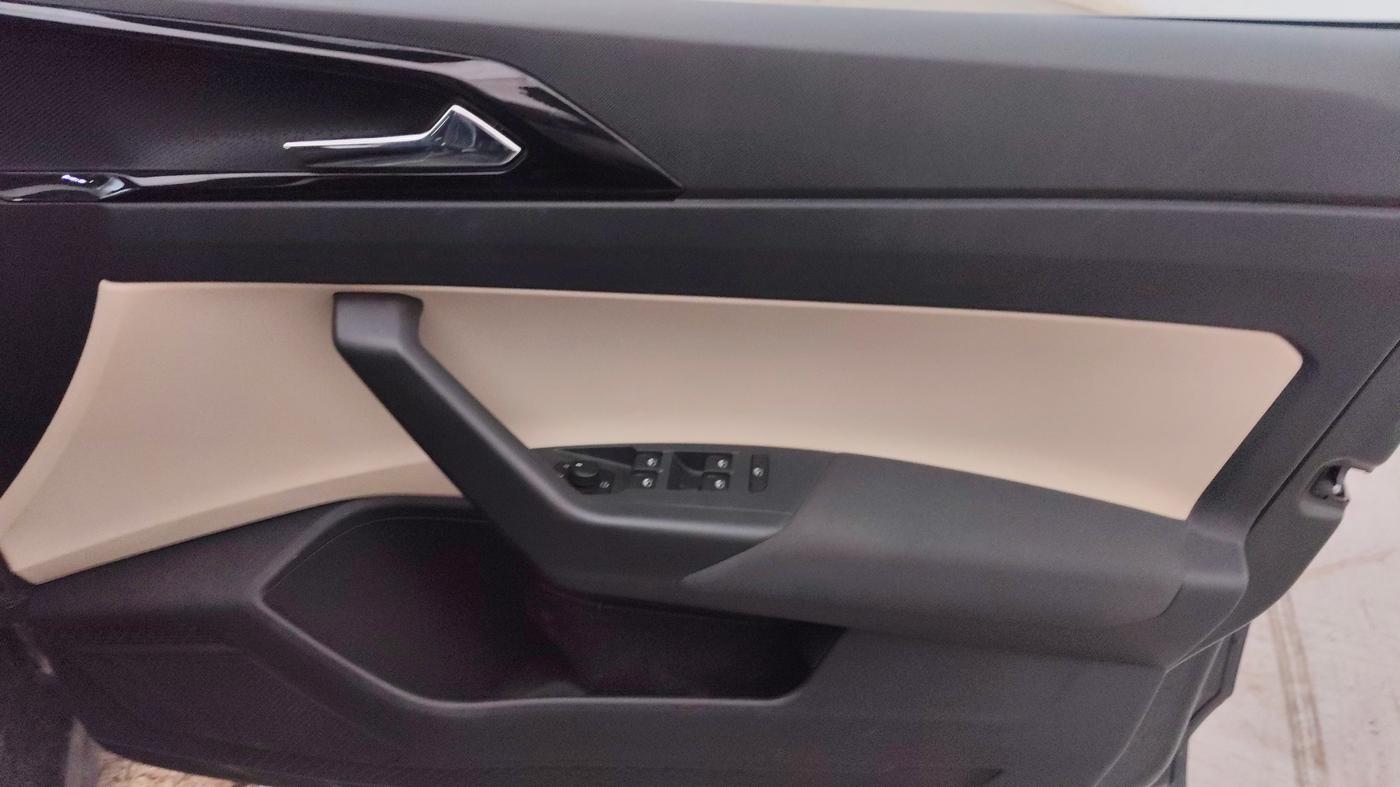 2023 Skoda SLAVIA AMBITION 1.0L TSI MT, Petrol, Manual, 7,808 km, Driver Side Door Panels Control