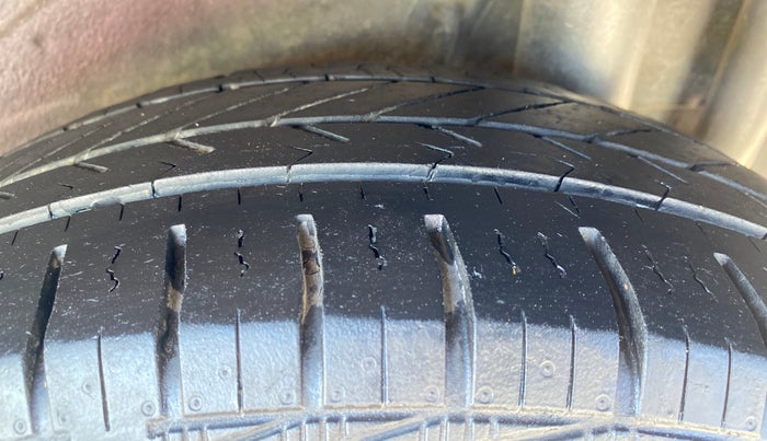 2015 Chevrolet Sail 1.2 LS ABS, Petrol, Manual, 79,020 km, Left Rear Tyre Tread