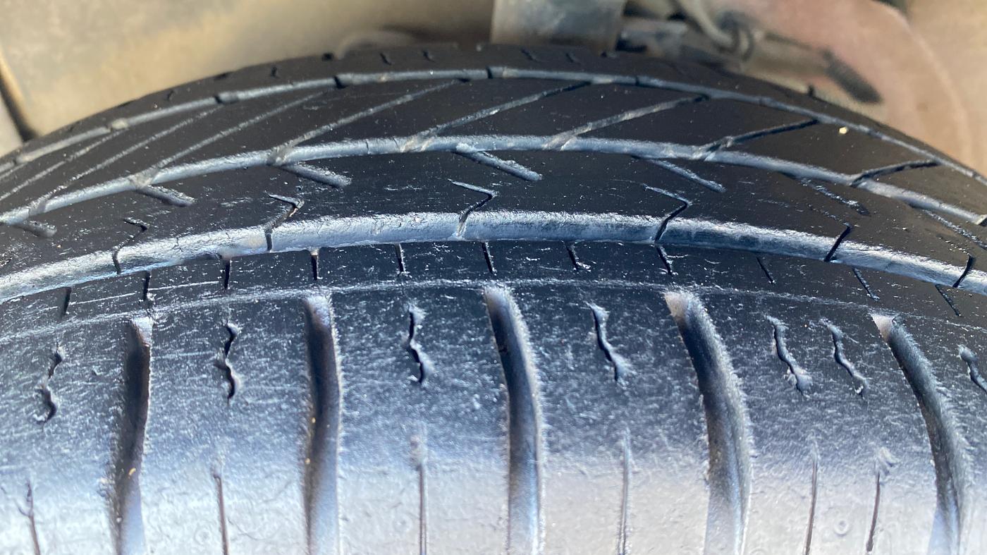 2015 Chevrolet Sail 1.2 LS ABS, Petrol, Manual, 79,117 km, Left Front Tyre Tread