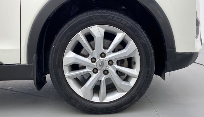 2020 Mahindra XUV300 W8 1.5 DIESEL AMT, Diesel, Automatic, 55,875 km, Right Front Wheel