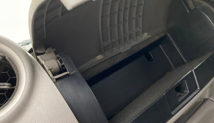 2014 Nissan Micra XV CVT, Petrol, Automatic, 59,671 km, Dashboard - Glove Box cover minor damage