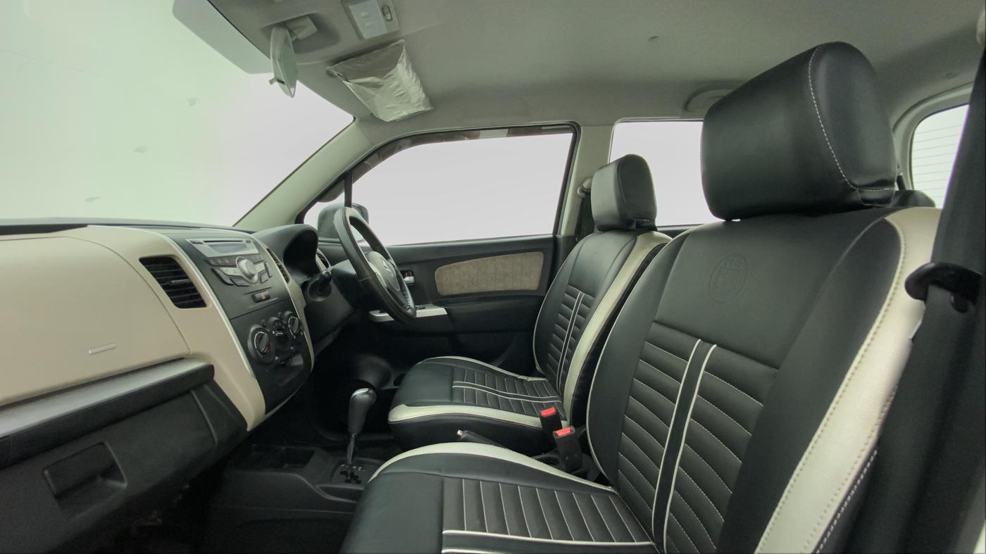 2016 Maruti Wagon R 1.0 VXI AMT, Petrol, Automatic, 45,370 km, Right Side Front Door Cabin