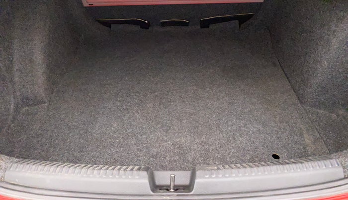 2018 Skoda Rapid STYLE 1.6 MPI AT, Petrol, Automatic, 59,579 km, Boot Inside