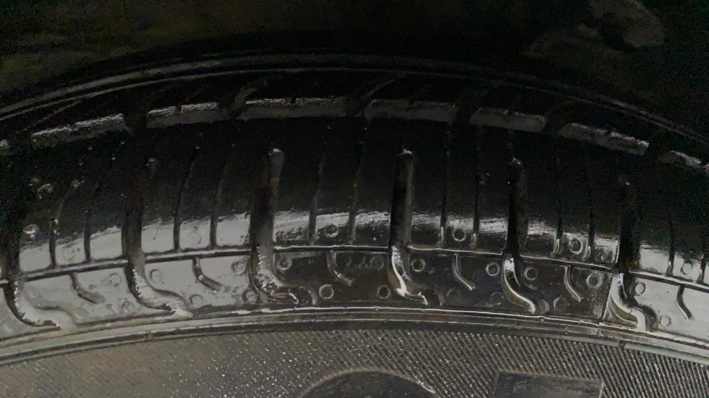 2010 Hyundai i10 SPORTZ (O) 1.2, Petrol, Manual, 36,149 km, Right Rear Tyre Tread