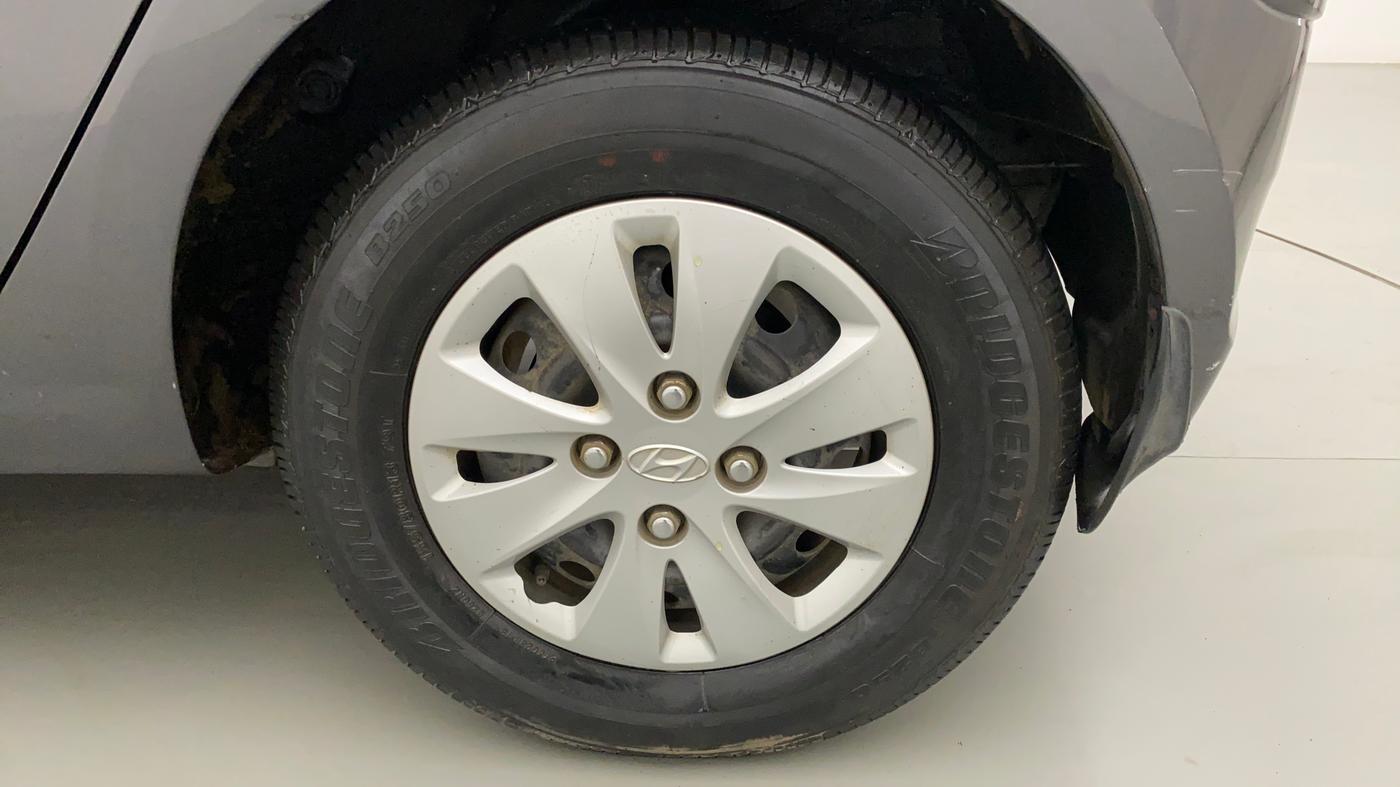 2010 Hyundai i10 SPORTZ (O) 1.2, Petrol, Manual, 36,149 km, Left Rear Wheel