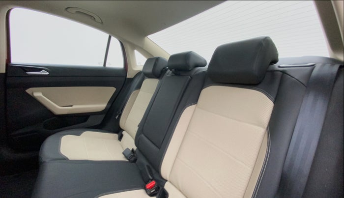 2022 Volkswagen VIRTUS TOPLINE TSI 1.0 AT, Petrol, Automatic, 11,880 km, Right Side Rear Door Cabin